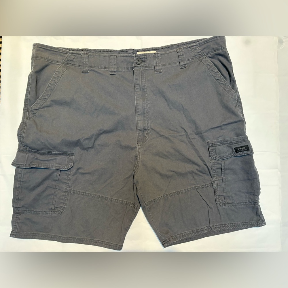 Wrangler Shorts Khaki Cargo Stretch Tag Size 48 Reg Blue Relaxed Fit Men's